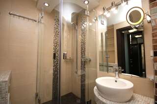 Апартаменты Inn Home Apartments - Ocean Plaza area Киев Апартаменты-студио, ул. Антоновича, 157-5