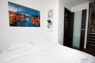 Апартаменты Inn Home Apartments - Ocean Plaza area Киев Апартаменты-студио, ул. Антоновича, 157-8
