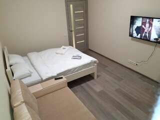 Апартаменты Inn Home Apartments - Ocean Plaza area Киев Апартаменты с балконом - ул. Барбюса, 51/1a-4
