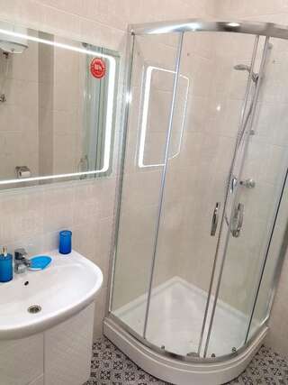 Апартаменты Inn Home Apartments - Ocean Plaza area Киев Апартаменты с балконом - ул. Барбюса, 51/1a-7
